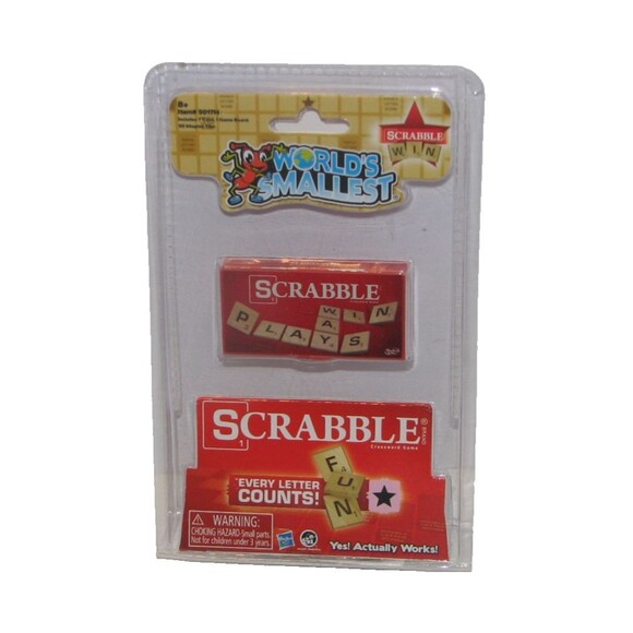 Hasbro World's Smallest Scrabble Game Actually Works! NEW - Picture 1 of 2